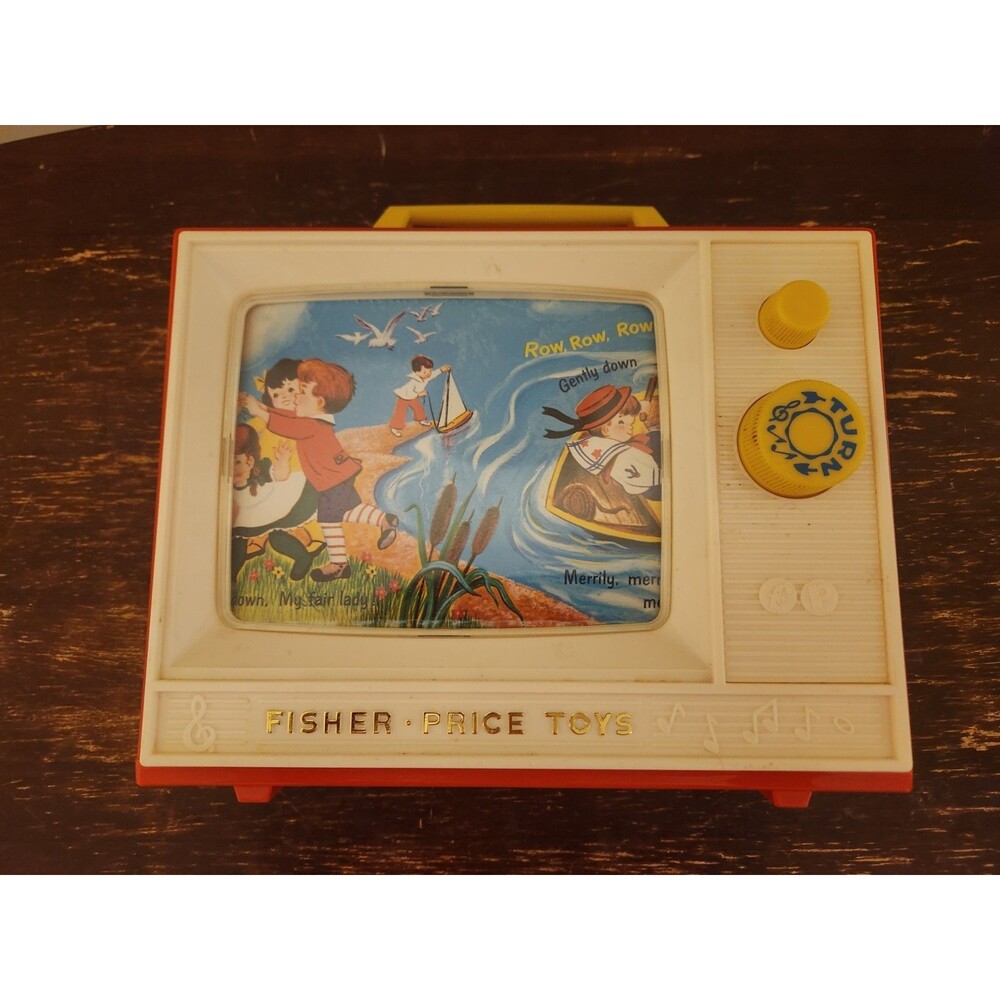 Fisher Price 2009 Giant Screen Music Box TV Toy Two Tunes Two Picture Works